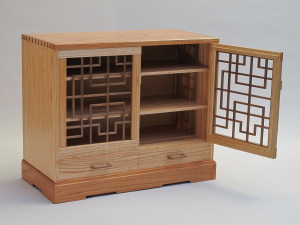 Gabinete macizo en Paraíso y Nogal