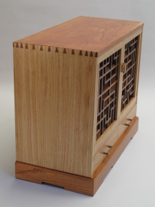 Gabinete macizo en Paraíso y Nogal