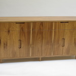 Comoda en Peteribí macizo