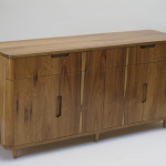 Comoda en Peteribí macizo