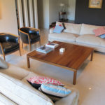 Mesa Ratona en madera de Iroko gp ebanisteria