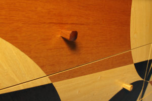 Cómoda con marqueterie