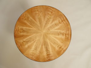 Mesas de arrime Diseño y realización: Germán Plessl 2018